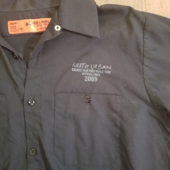 Keith Urban 2009 tour shirt - Picture 2 of 3